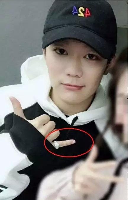 吃瓜明星是谁图片,吃瓜群众热议的明星是谁？