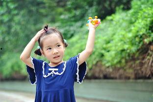 妞妞妞吃瓜,妞妞妞的瓜田奇遇记